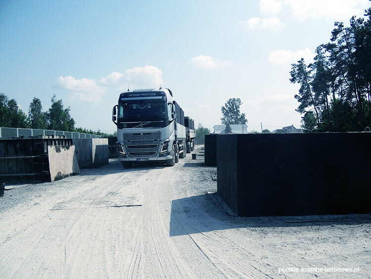 Transport szamb betonowych  w Tarnowie